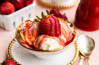 Home made Strawberry Syrup – The Keep At Residence Chef