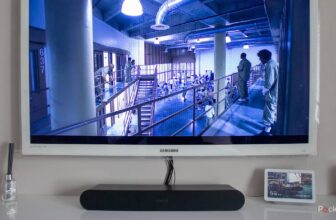 4 gadgets I can connect with my TV with out an HDMI cable